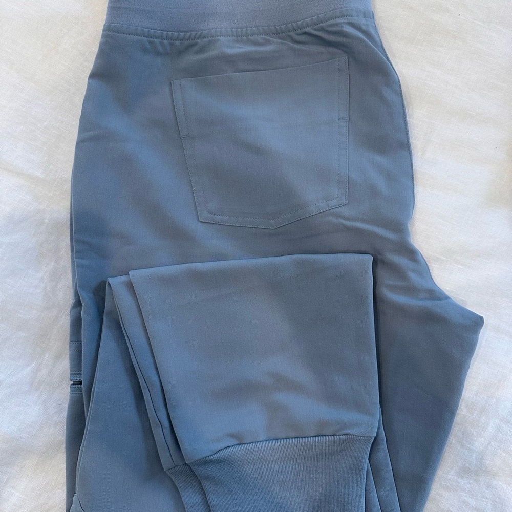 Figs dusty Blue Zamora Joggers